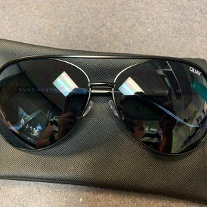 Quay Australia Sunglasses - Vivienne Aviator